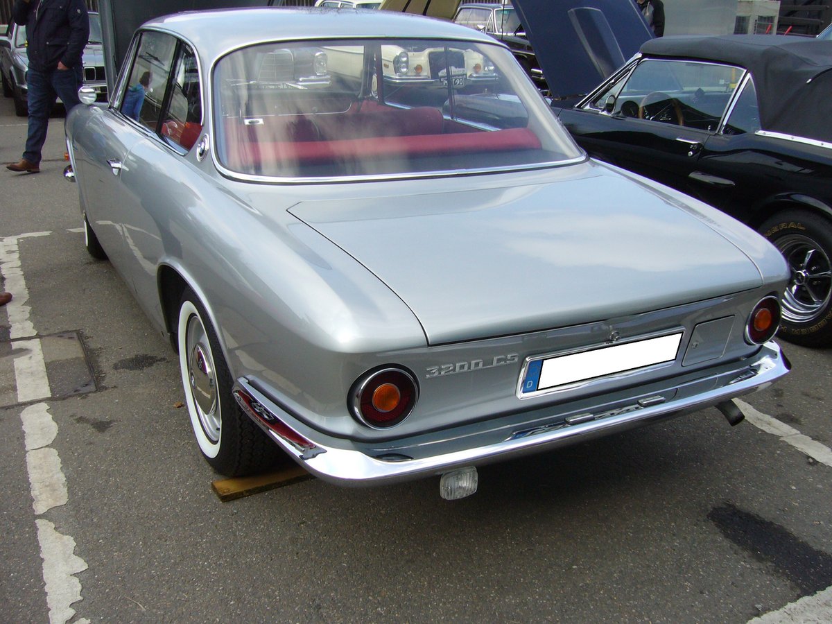 Heckansicht eines BMW 3200CS. 1962 - 1965. Techno Classica Essen am 22.03.2018.