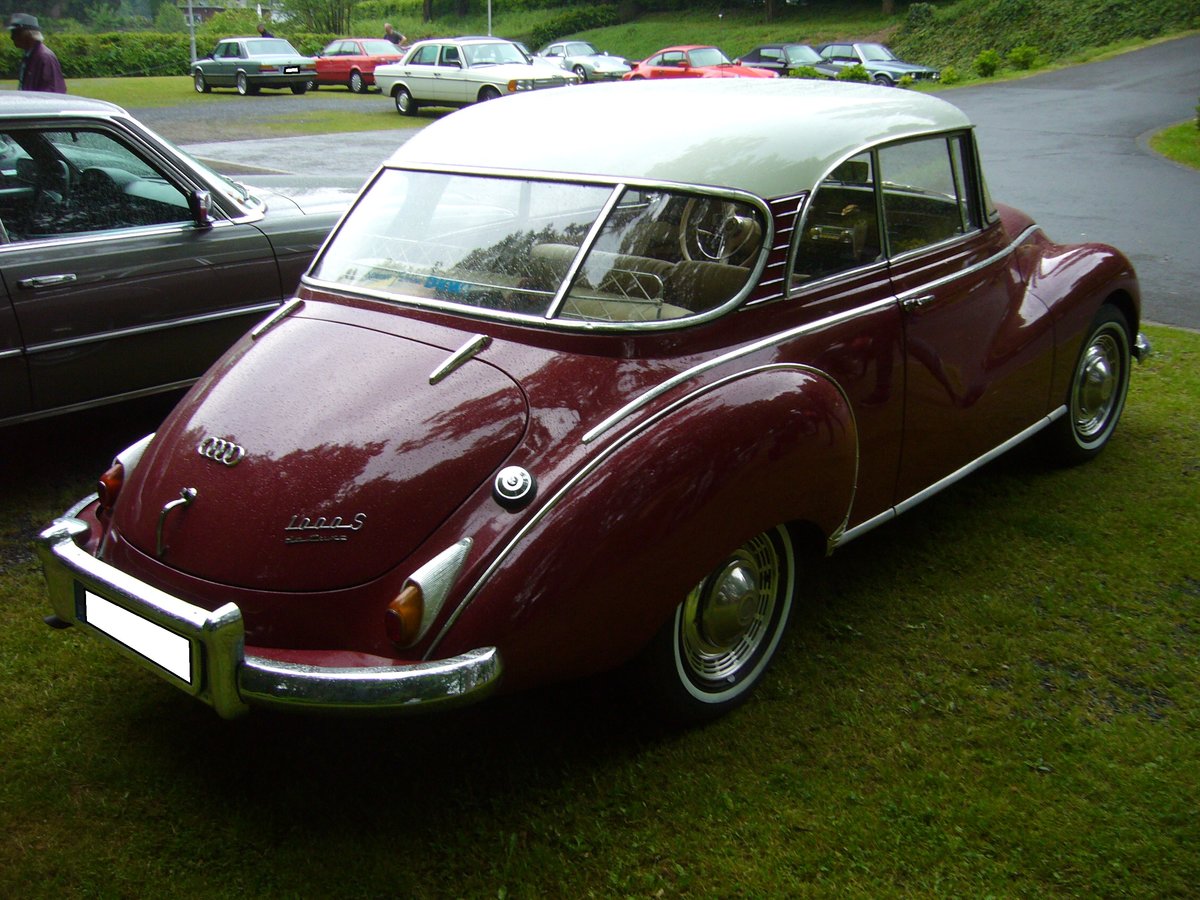 Heckansicht eines DKW Auto Union 1000S Coupe. 1959 - 1963. Oldtimertreffen  Schwarzwaldhaus  Mettmann am 13.05.2018.