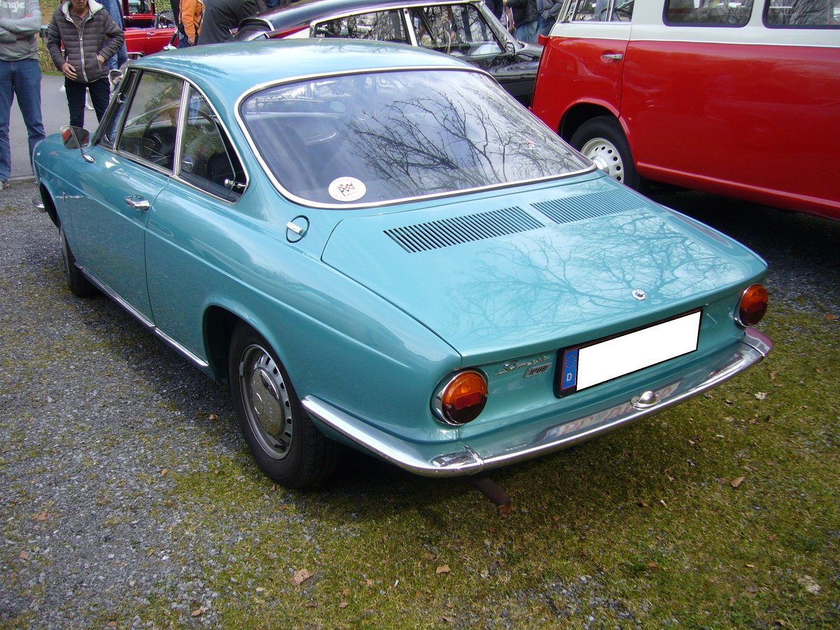 Heckansicht eines Simca 1000 Coupe. 1962 - 1967. Oldtimertreffen  schwarzwaldhaus  Mettmann am 08.04.2018.