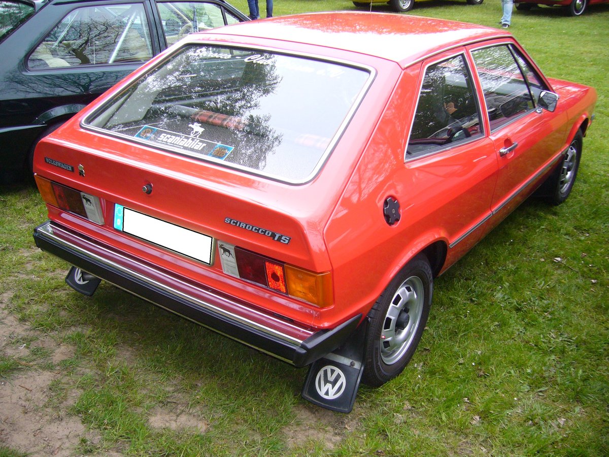 Heckansicht eines VW Scirocco 1 in der Ausstattungsversion TS. 1974 - 1980. Oldtimertreffen Hörstel-Riesenbeck am 01.05.2017.