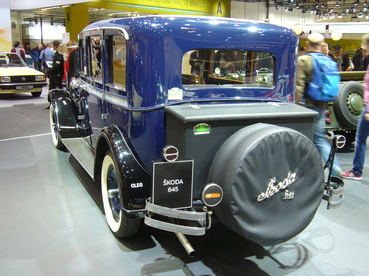 Heckansicht einer viertürigen Skoda 645 Limousine. 1929 - 1934. Techno Classica Essen am 22.03.2018.