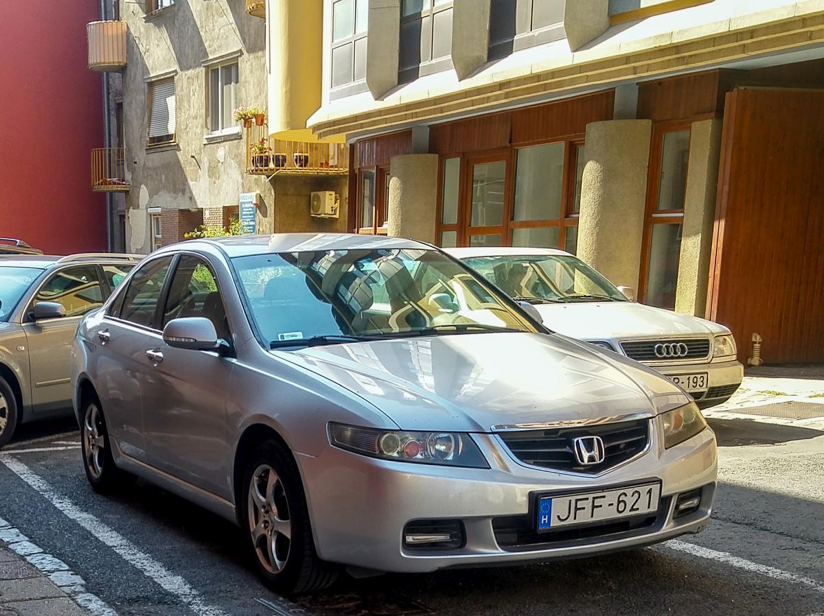 Honda Accord, gesehen in Pécs (HU), 2019 (Sommer).