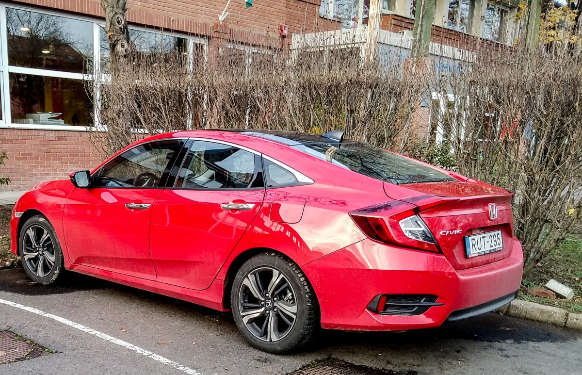 Honda Civic Mk10 Sedan, aufgenommen in November, 2019.
