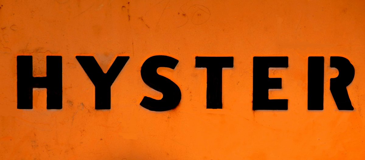HYSTER, Schriftzug an einem Gabelstapler, US-amerikanischer Hersteller von Flurfrderfahrzeugen, Aug.2016