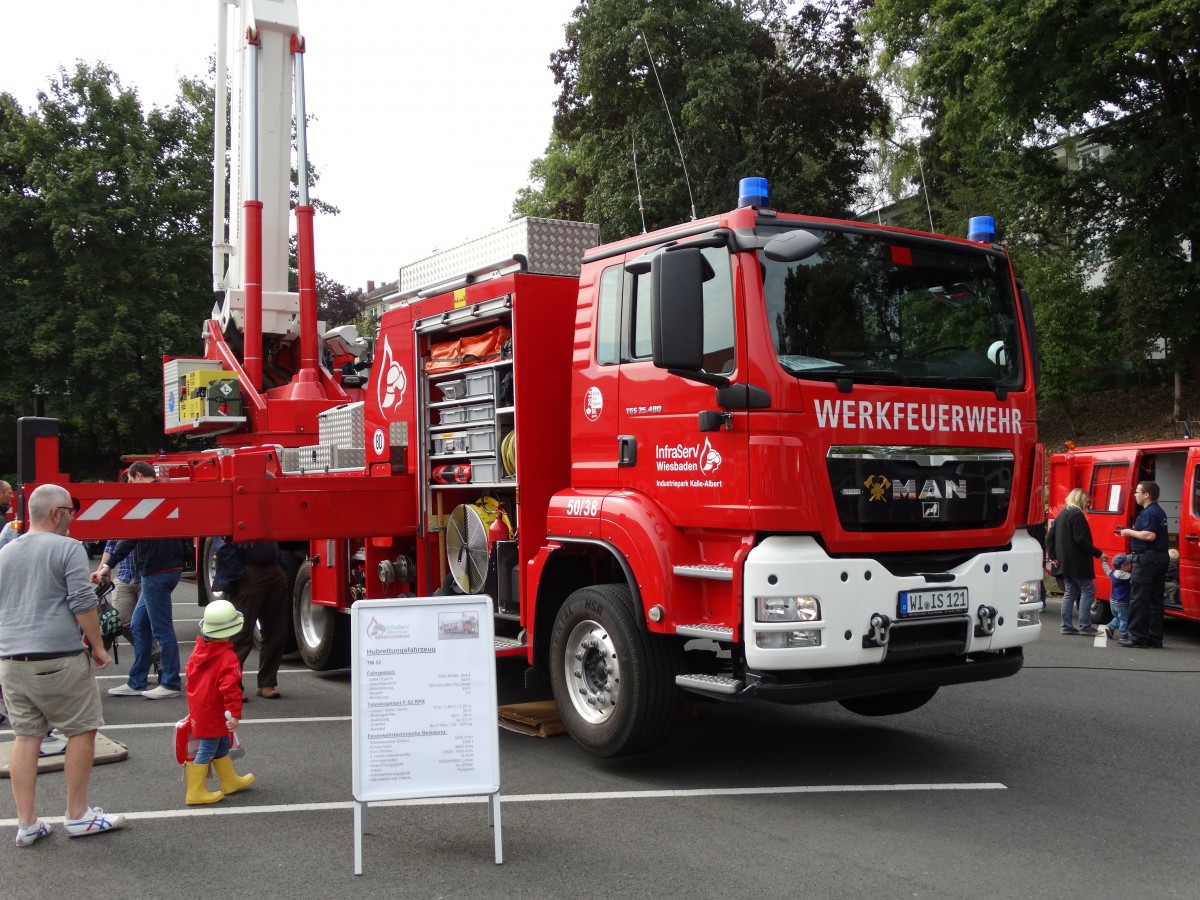 Infraserv Wiesbaden Werksfeuerwehr MAN TGS am 12.09.15 beim Tag der Offenen Tür in Wiesbaden