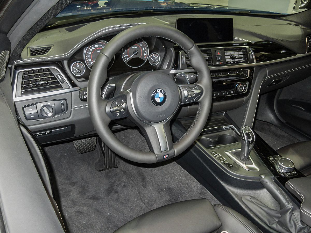 Interieur des BMW 3-er F30 / F31, facelift ab 2015. Foto: Auto Zürich November 2015