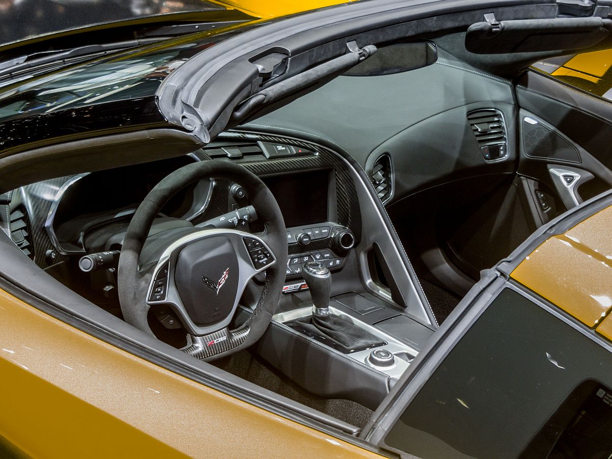 Interieur des Chevrolet Corvette C7. Foto: Genfer Autosalon (März 2014).