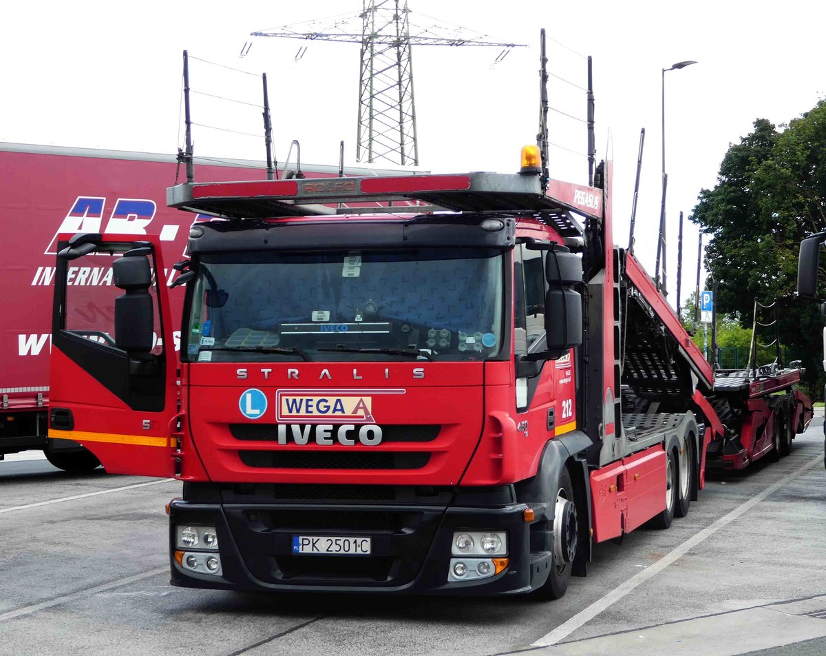 =Iveco - Autotransporter rastet im Juli 2017 an der A 3
