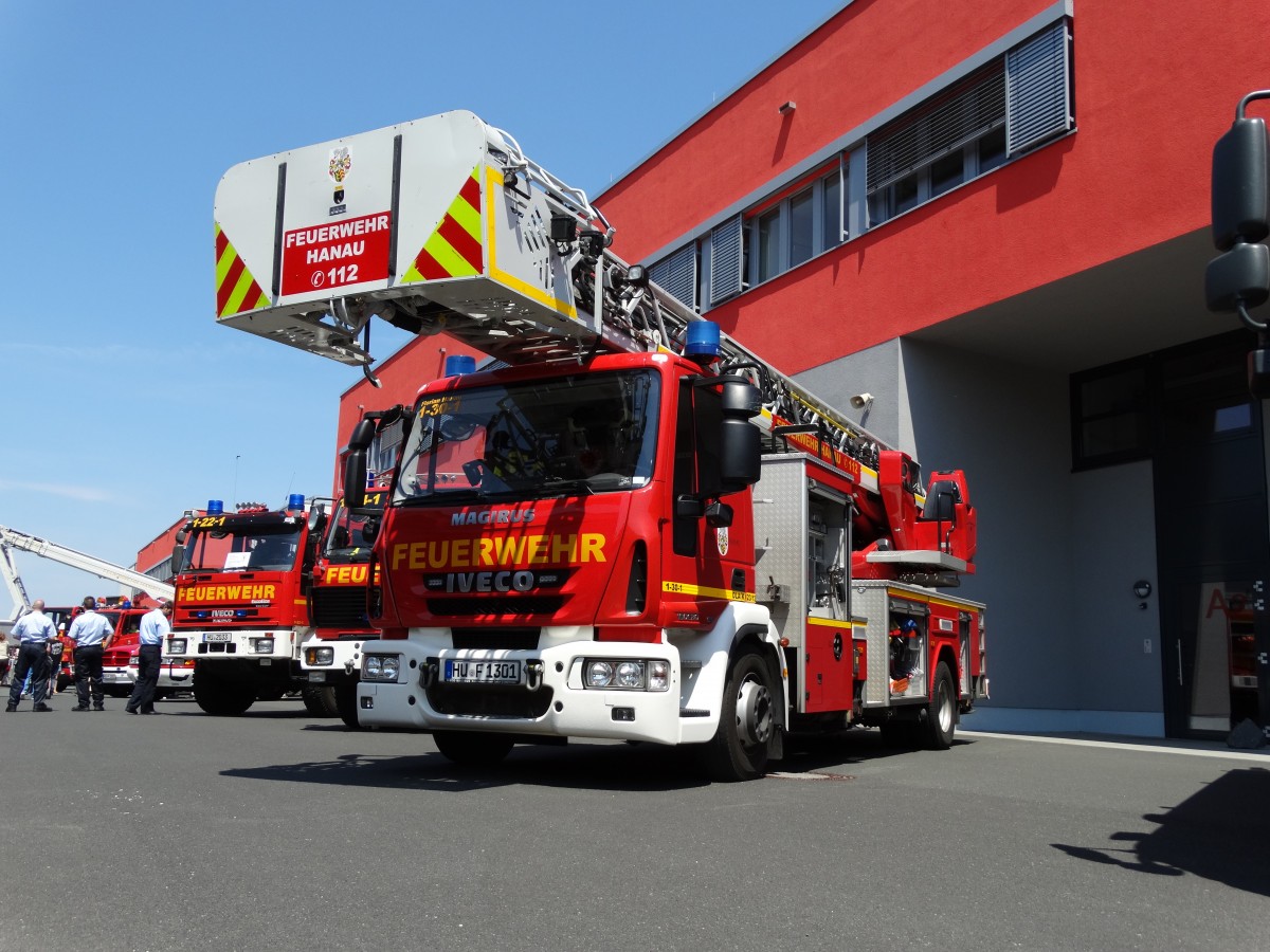 IVECO/Magirus DLA(K) (Florian Hanau 1-30-1) der Feuerwehr Hanau Mitte am 07.06.15 beim Tag der Offenen Tür