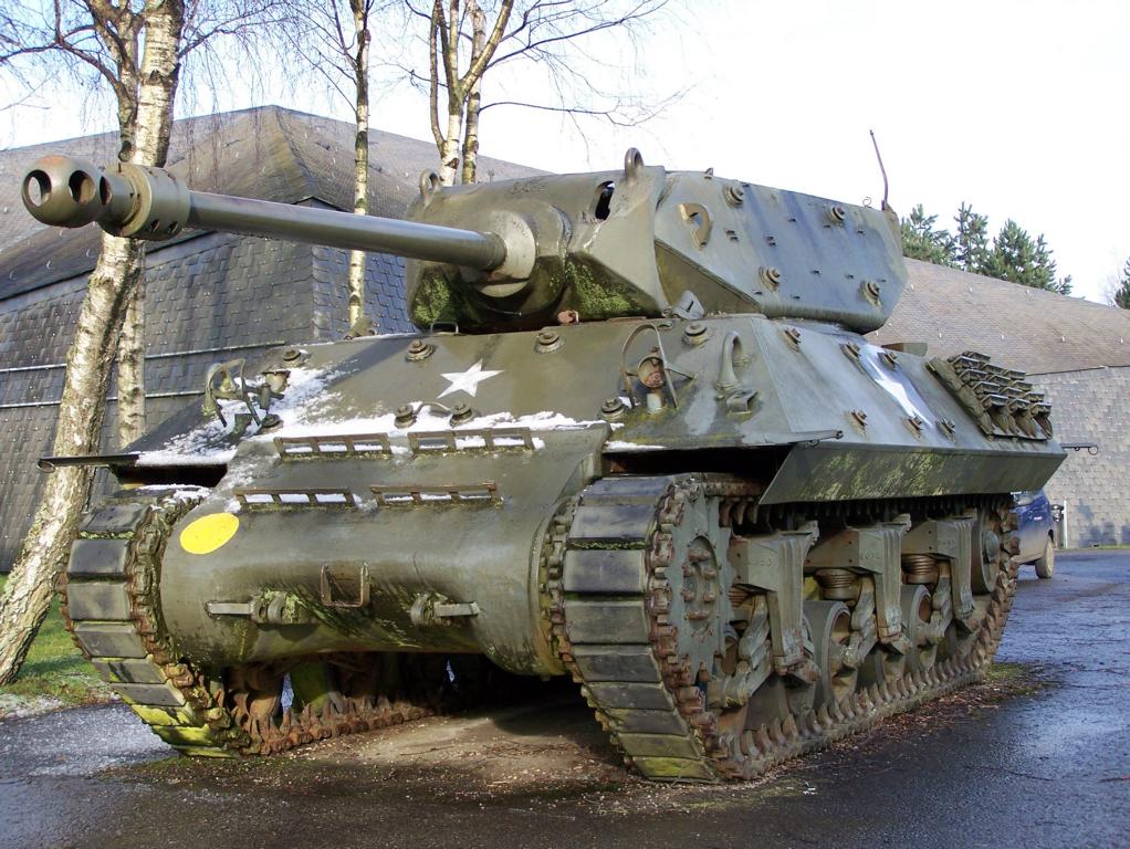 Jagdpanzer M10 als Denkmal in der Nähe des Bastogne Mardasson (29.12.2006)