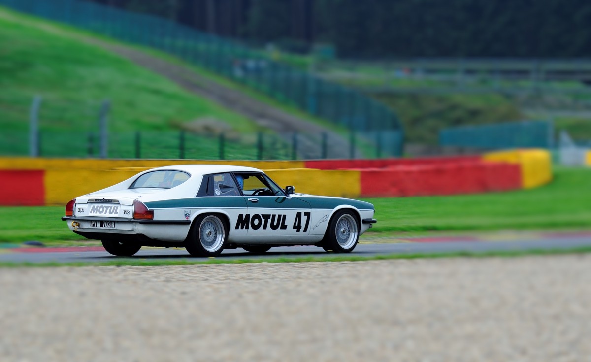 JAGUAR XJS von 1977 beim Historic Sports Car Club Rennen 1, am 20.Sep.2014 in Spa Francorchamps.