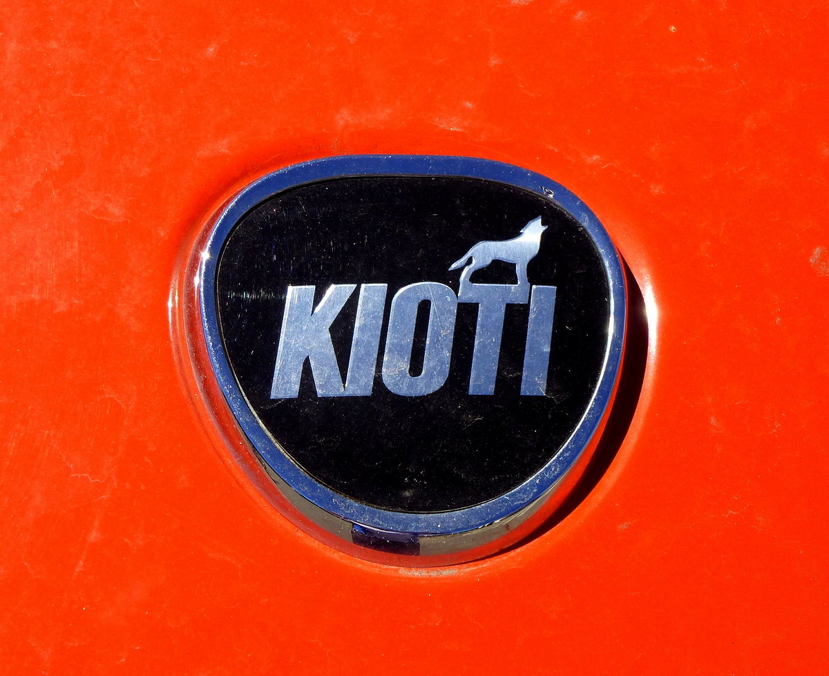 KIOTI, Logo der seit 1947 bestehenden Traktorenfirma in Sdkorea, Juni 2017