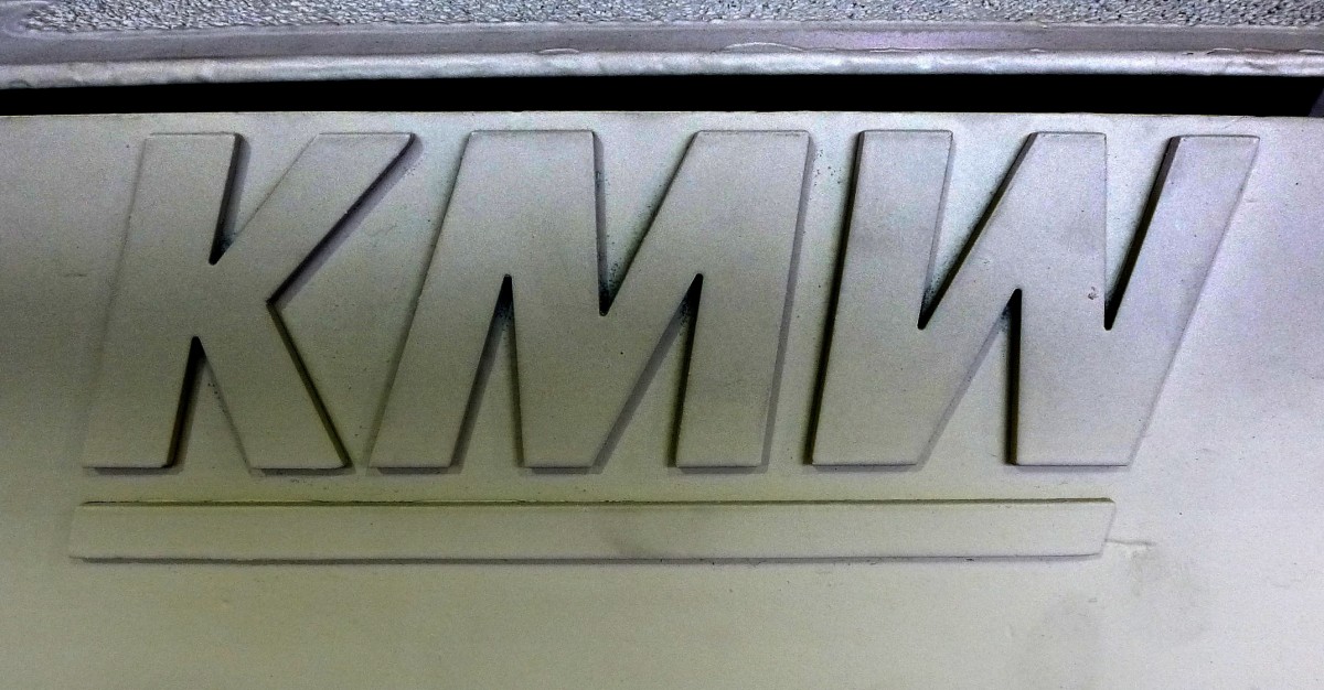 KMW GmbH u.Co. Mnchen, KMW steht fr Krauss-Maffei Wegmann, bedeutender Hersteller von Militrfahrzeugen, Jan.2015