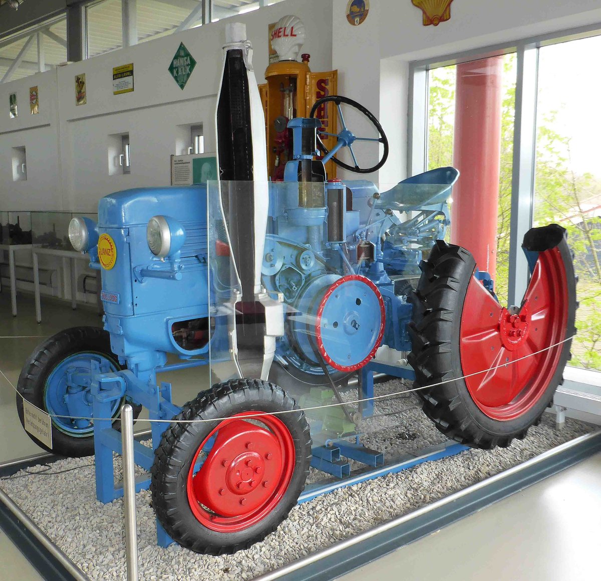Lanz Schnittmodell, gesehen im Traktorenmuseum Paderborn im April 201