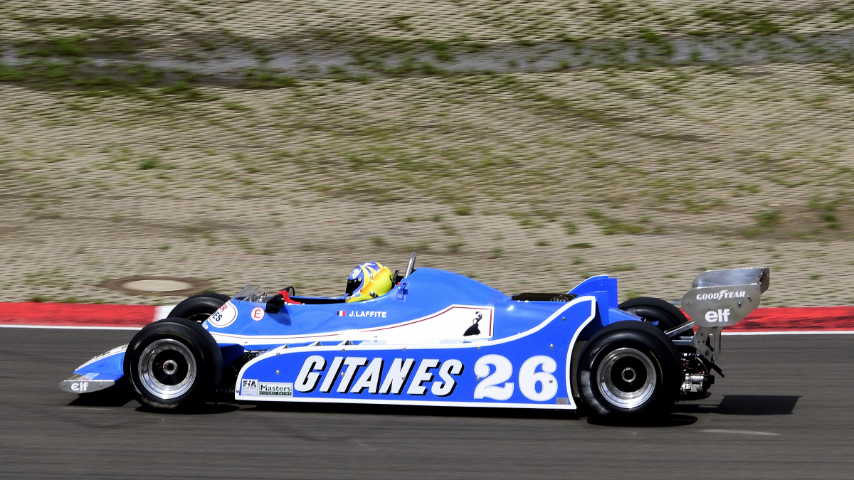Ligier JS 11/15 (1979),Fahrer: Ferrer-Aza, Matteo (ITA), Rennen 1 - FIA Masters Historic Formula One Championship, 47. AvD-Oldtimer-Grand-Prix 2019, Samstag 10.08.2019 von der Zuschauertribühne