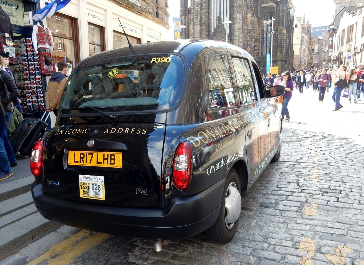  London Taxi  LTI TX4 am 02.06.17 in Edinburgh