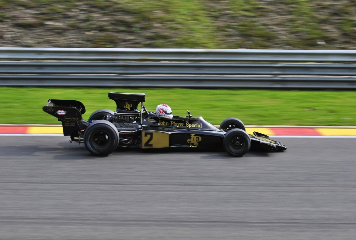 Lotus 72 (John Player Special) Bj.:1971.
Beim FIA Masters Historic Formula One Championship,
am 21.9.13 in Spa Francorchamps.