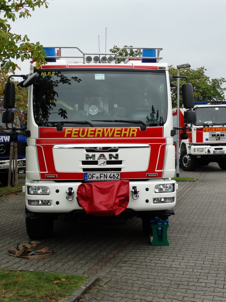 MAN TGM HLF 20/16 (Florian Isenburg 1/46-2) am 13.09.14 in Neu-Isenburg beim Tag der Offenen Tür der Feuerwehr