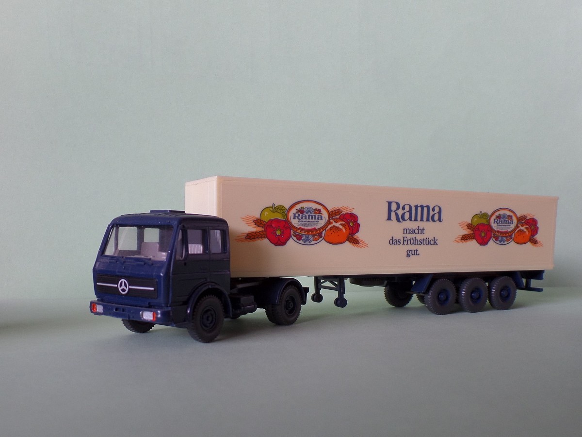 MB 1626 S, 1:87, Werbung: Rama, Hersteller: Wiking 5421, Foto am 8.4.2014