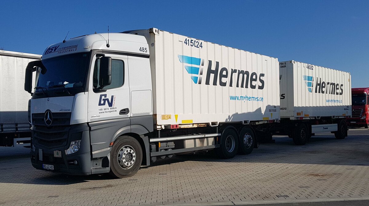 =MB Actros von  hsv  transportiert im März 2021 Container von HERMES