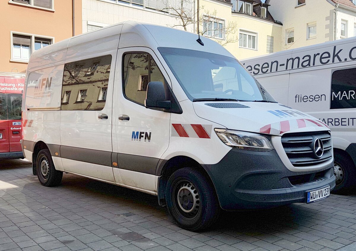 =MB Sprinter von MFN steht im März 2022 in Würzburg