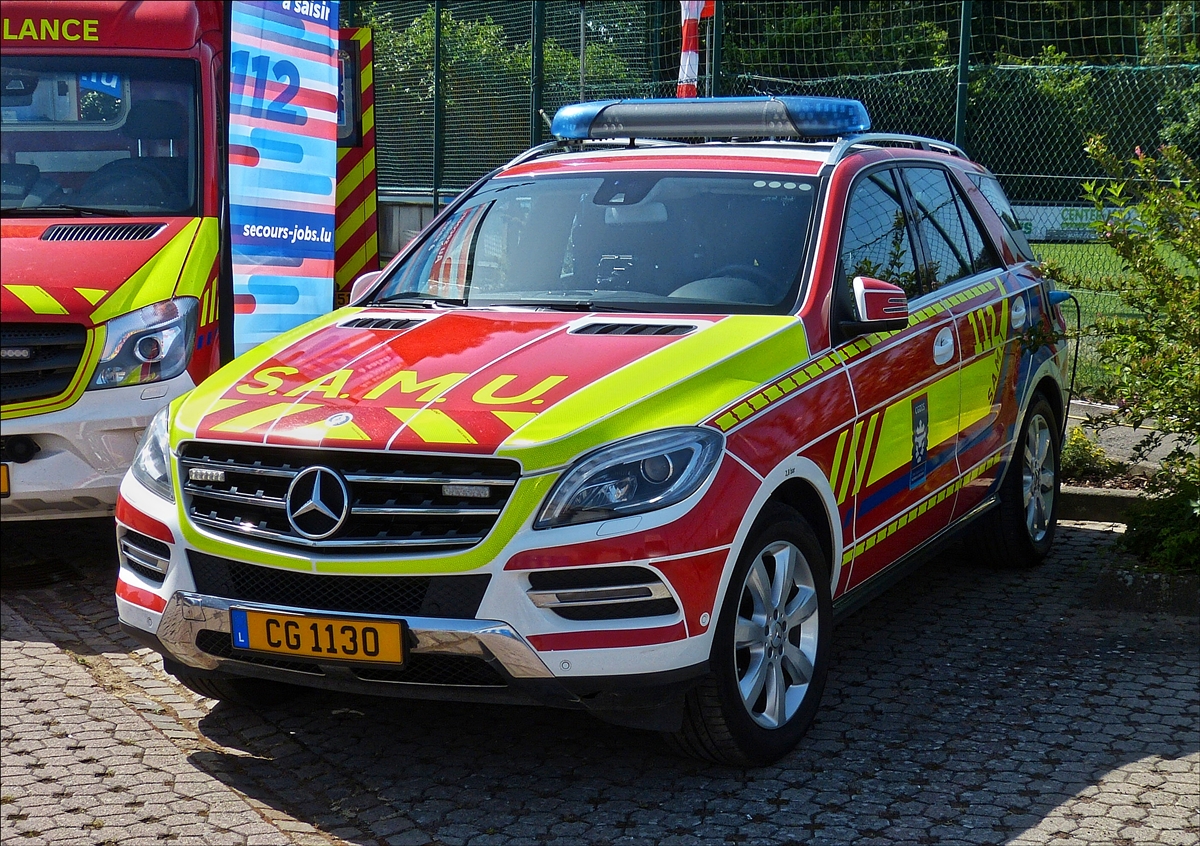 Mercedes Benz Notarztwagen konnte beim „Tag der Polizei“ in Mersch in Augenschein genommen werden. 30.06.2019