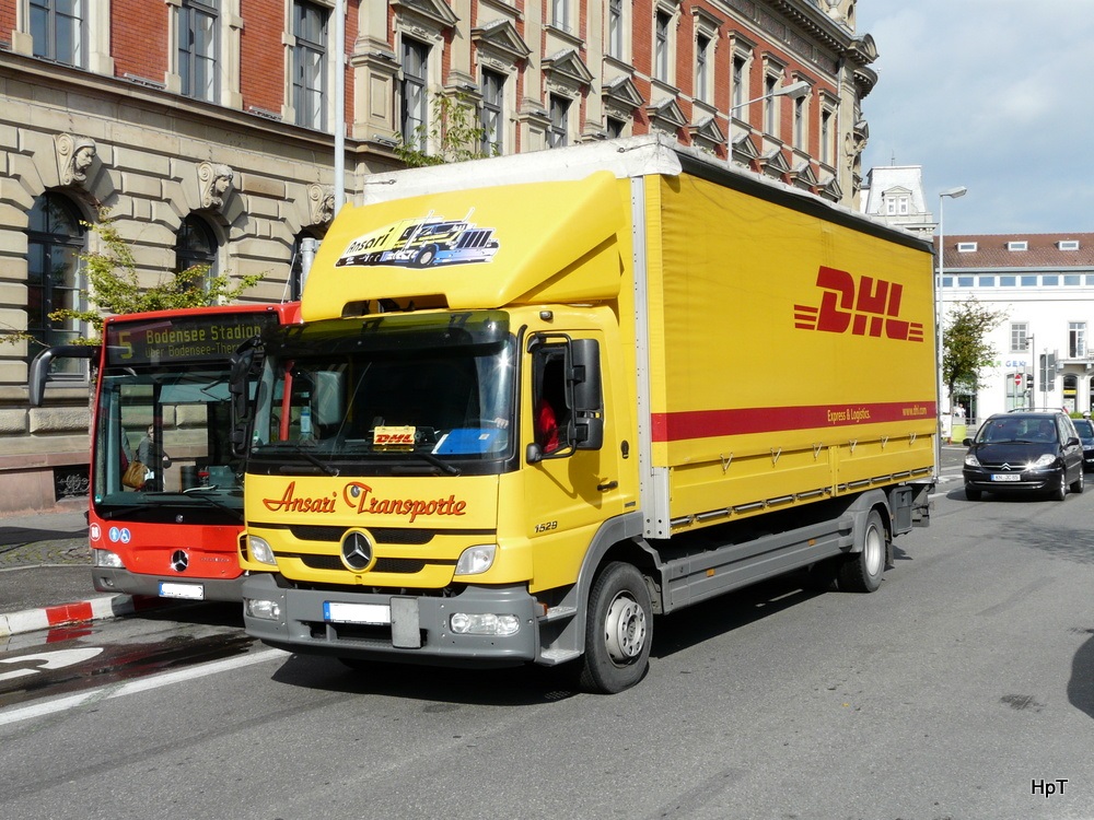 Mercedes unterwegs in Konstanz am 15.10.2013