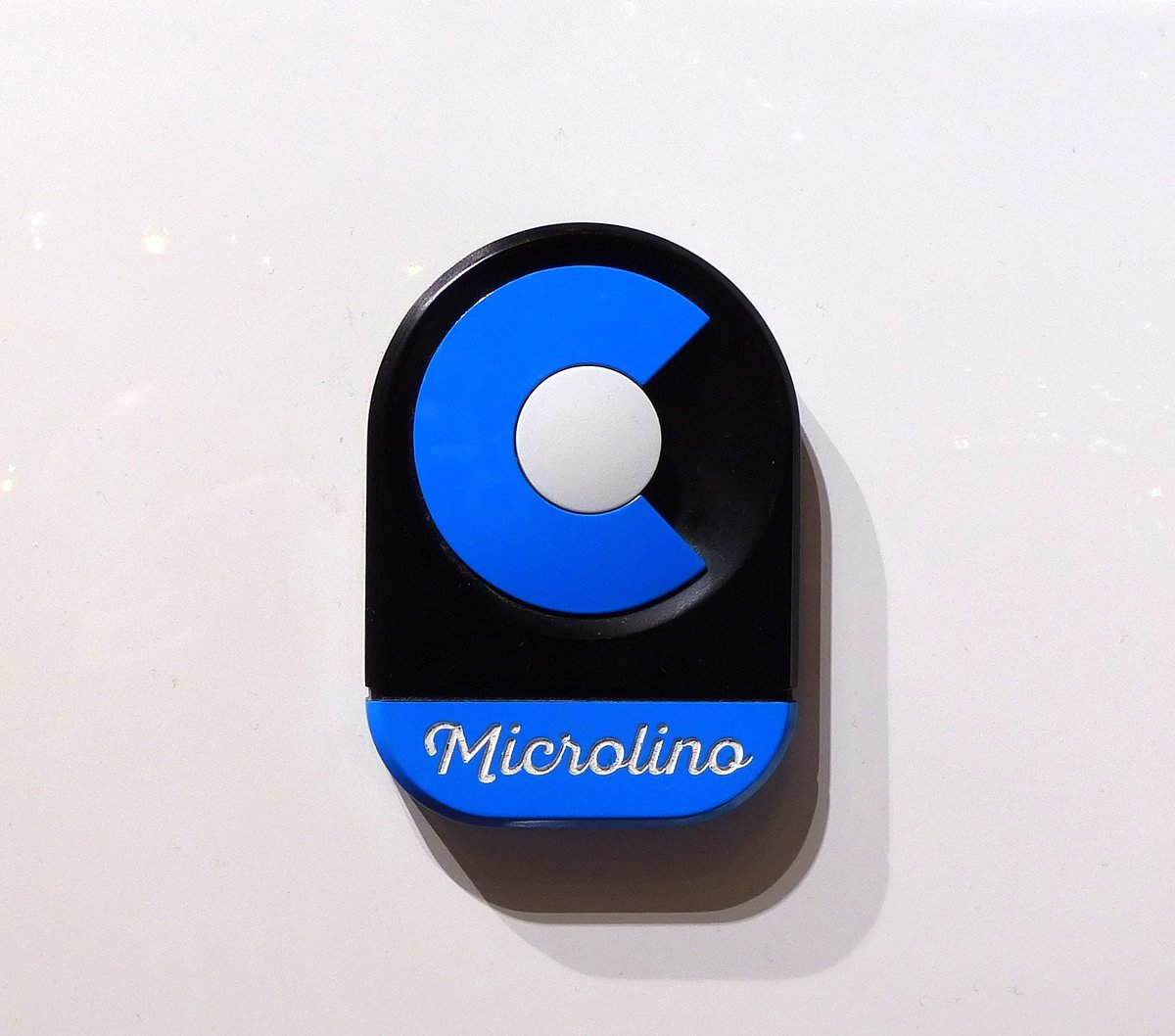 Microlino, Logo am elektrischen Nachfolger der BMW Isetta, gebaut von der Micro Mobility Systems AG in der Schweiz, Mai 2017