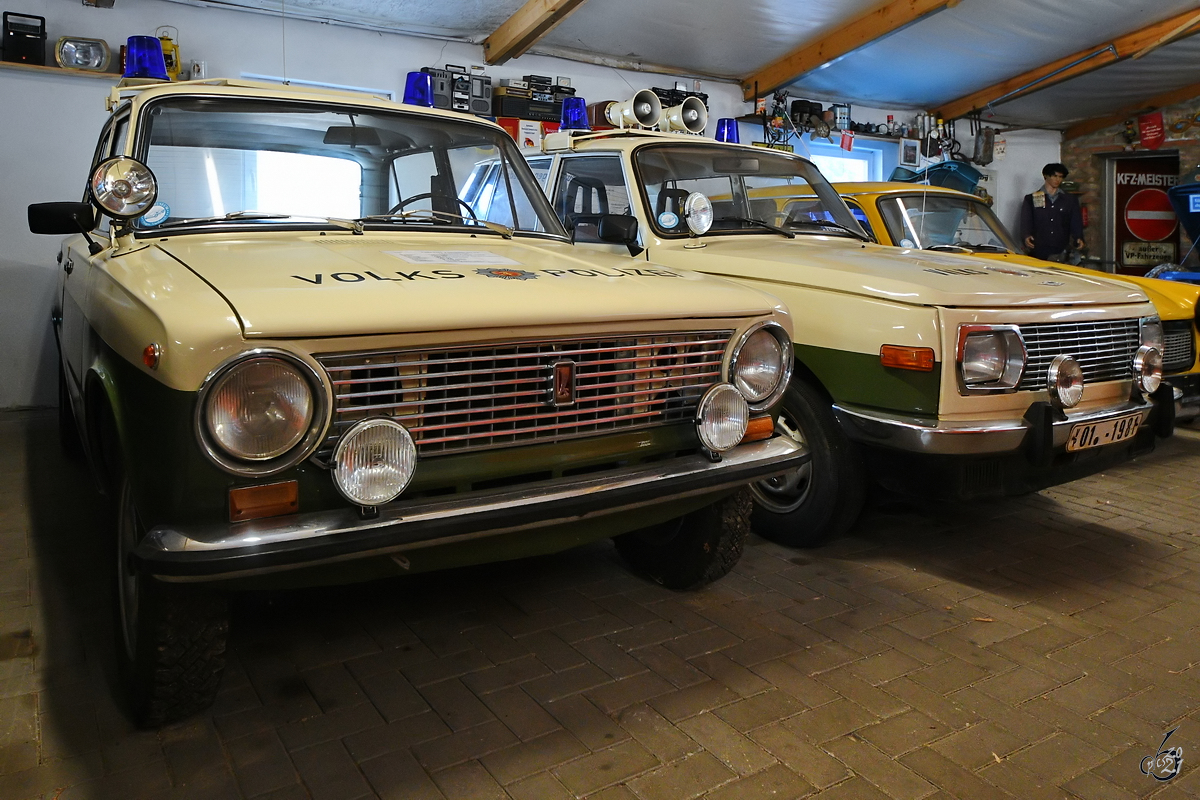 Mitte August 2021 waren im DDR-Museum Dargen diese beiden Fahrzeuge der Volkspolizei ausgestellt.