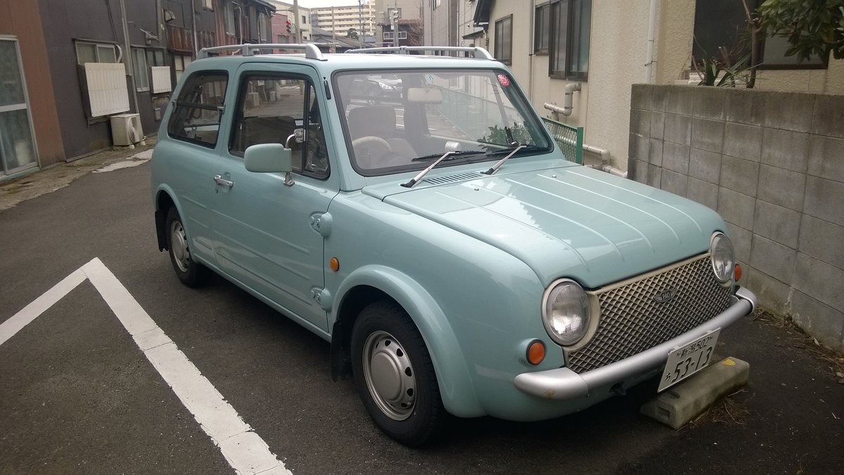 Nissan Pao. Niigata, Japan (Februar 2016)