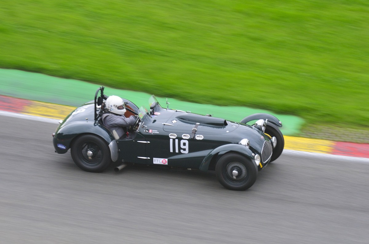 Nr.119 ALLARD J2, Closed Wheel Race, des Historic Sports Car Club im Rahmen der Classic SPA SIX HOURS 19.September 2015