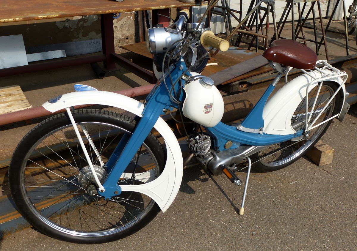 NSU, Oldtimer-Moped, ausgestellt zur Oldierama Lrrach, Mrz 2015 