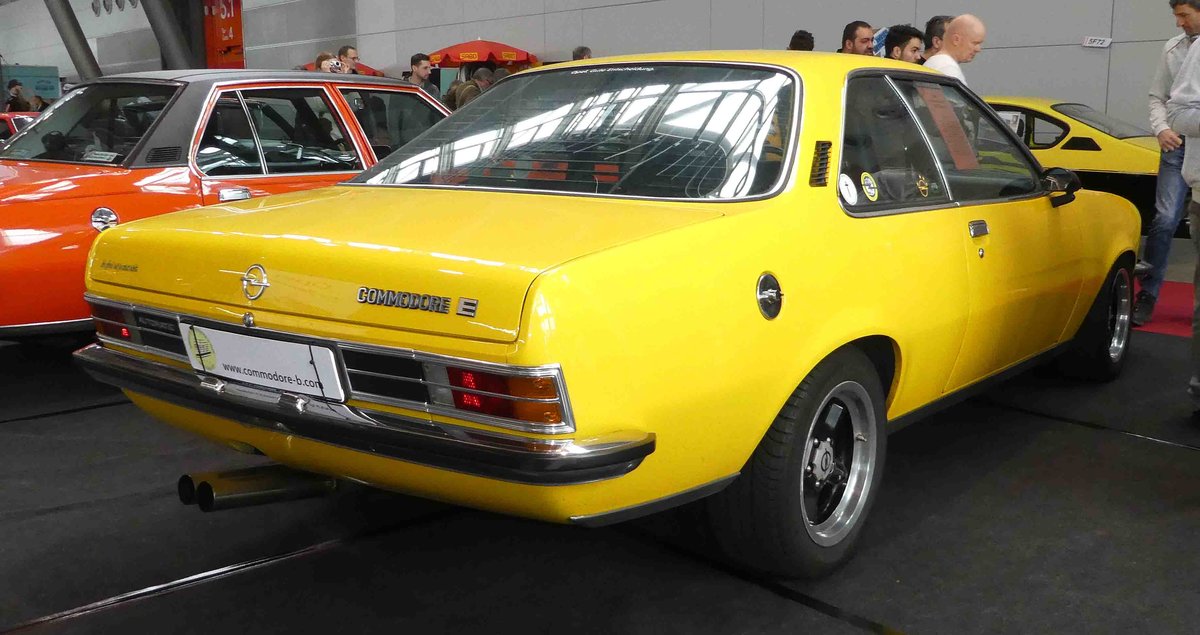 =Opel Commodore B, ausgestellt bei den Retro Classics in Stuttgart, 03-2019