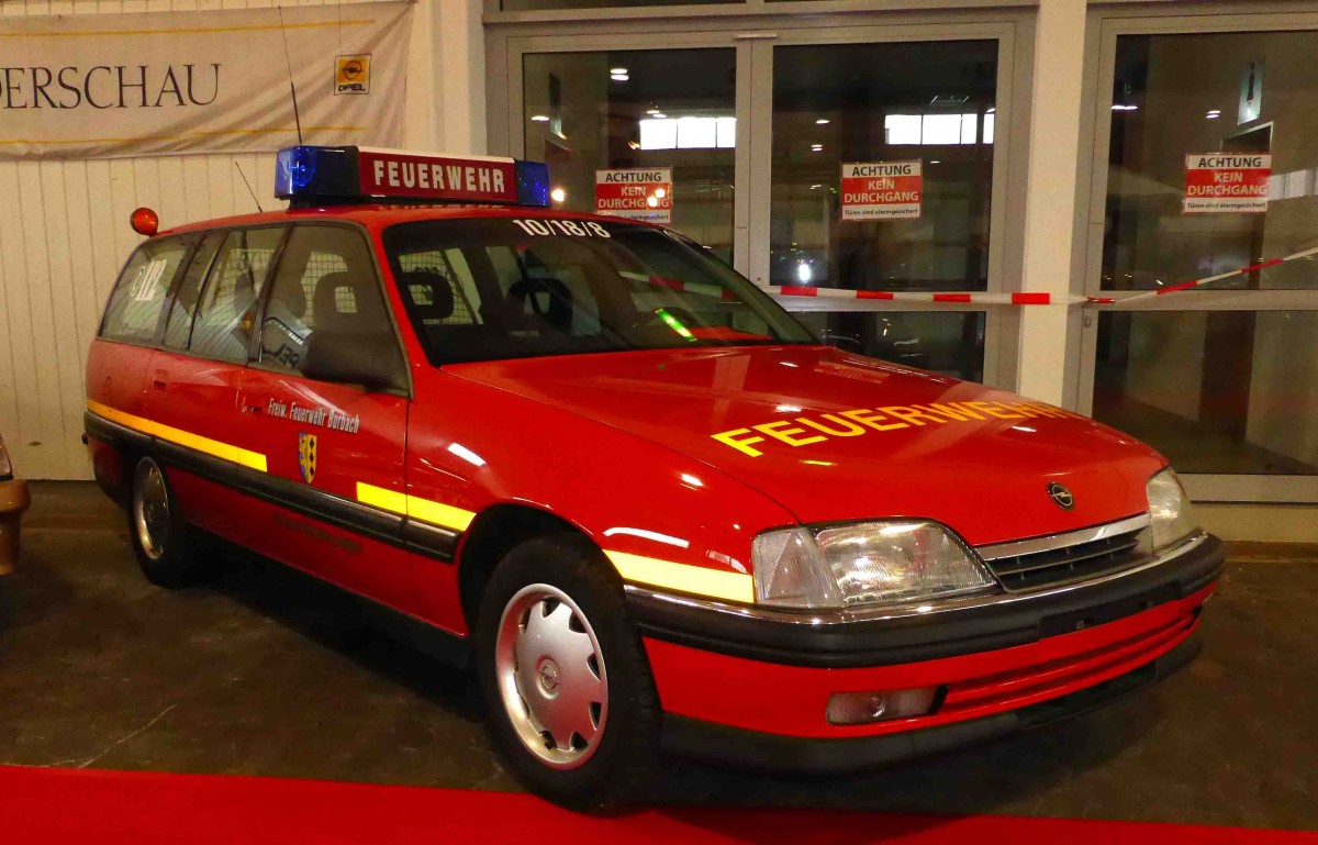 Opel Omega als Feuerwehrfahrzeug, gesehen auf der Technorama 2015 in Kassel, März 2015