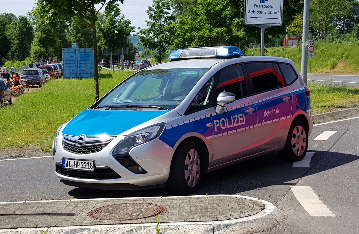 =Opel Zafira als Dienstfahrzeug des LaPo Hessen, eingesetzt im Juni 2019 beim Hessentag in Bad Hersfeld
