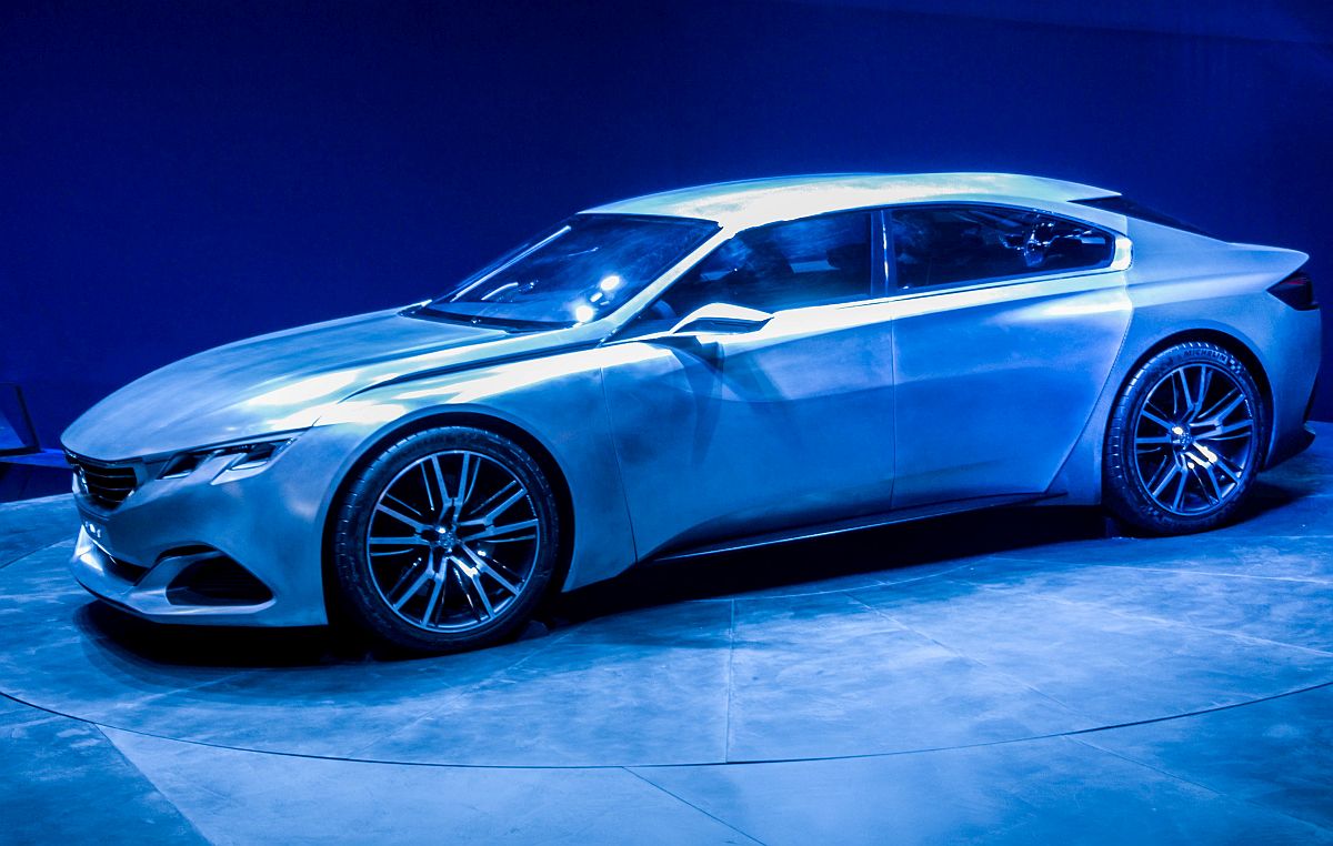 Peugeot Exalt Concept Auto auf dem Autosalon Genf 2015.