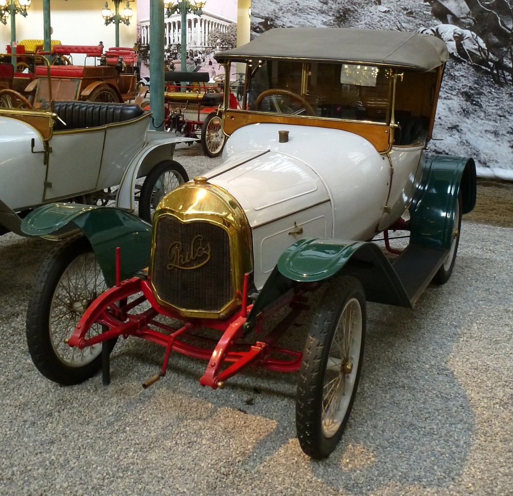 Philos A4M, franzsischer Oldtimer, Baujahr 1914, 4-Zyl.Motor  mit 1130ccm und 10PS, Vmax.65Km/h, Automobilmuseum Mlhausen, Nov.2013
