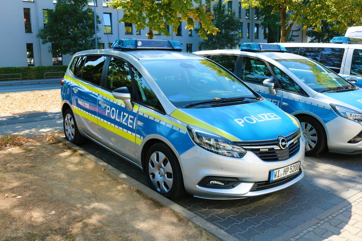 Polizei Frankfurt am Main Opel Zafira FustW am 04.09.22 beim Tag der offenen Tür