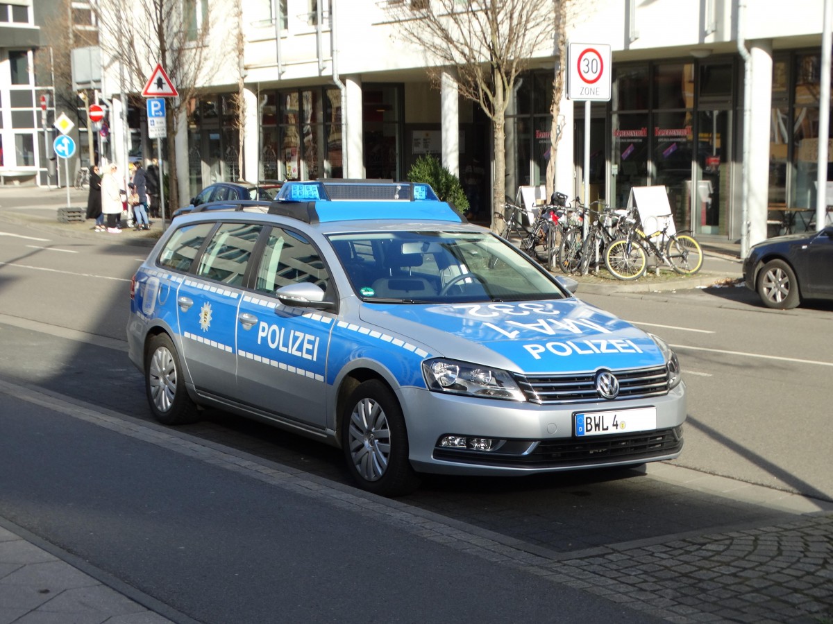 Polizei Heidelberg VW Passat FustW am 29.01.16 in Heidelberg