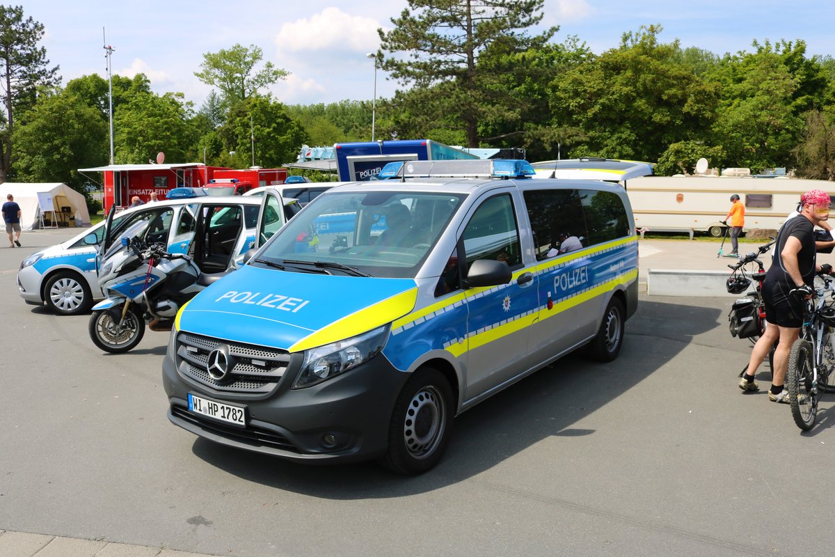 Polizei Hessen Mercedes Benz Vito FustW am 26.05.19 beim Kreisfeuerwehrtag in Michelstadt (Odenwald)