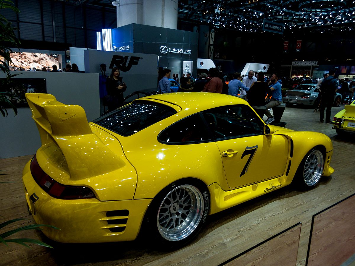 Porsche 911 modifiziert von RUF. Aufnahme: Autosalon Genf 2016.