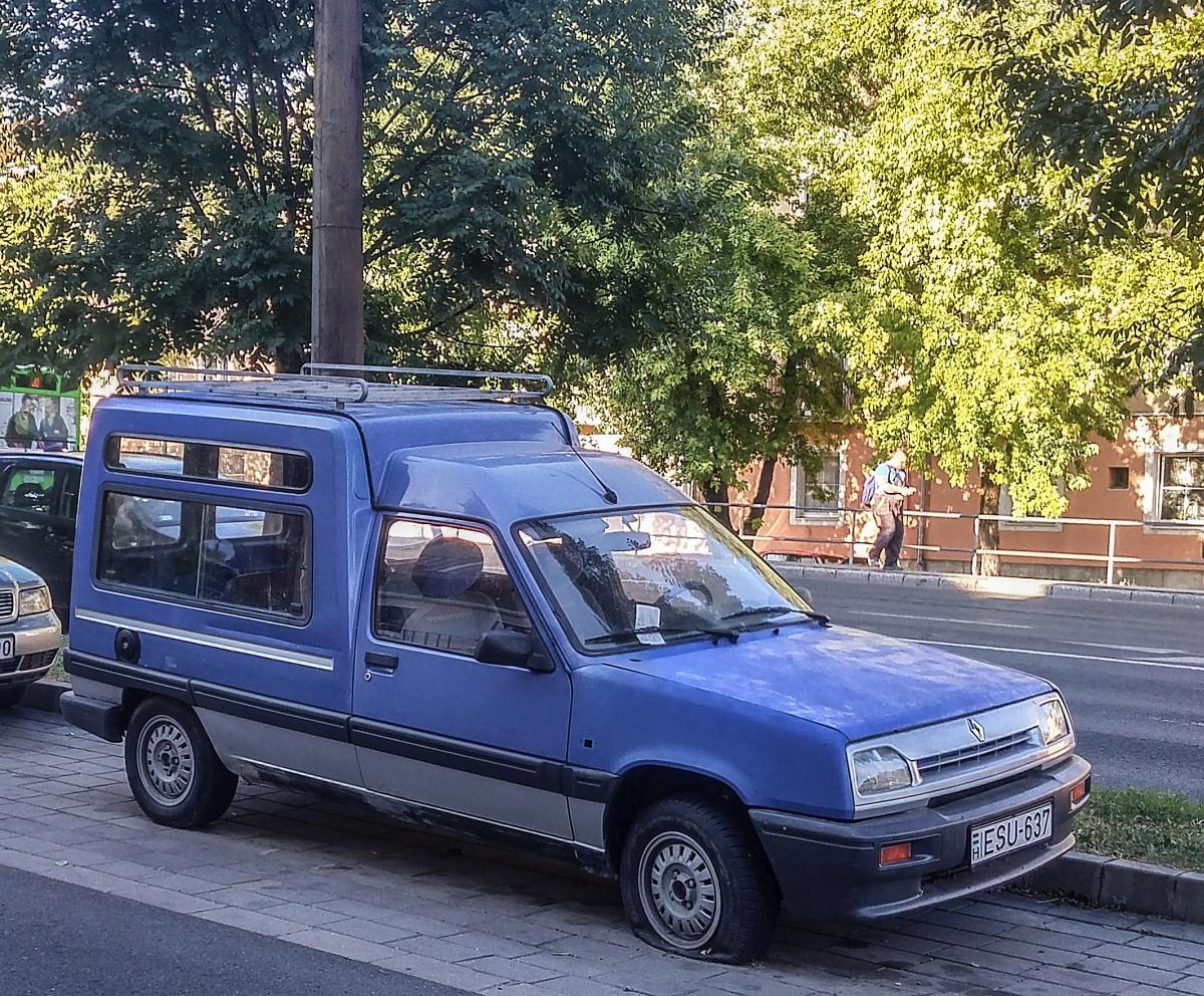 Renault Express, aufgenommen in September, 2019 in Pécs (HU).