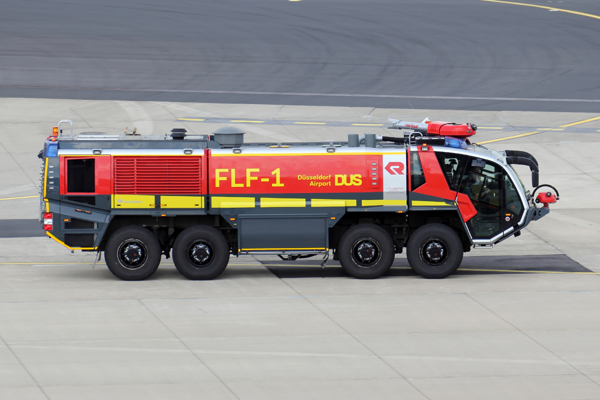 Rosenbauer Löschfahrzeug FLF-1 am Flughafen Düsseldorf 13.7.2017