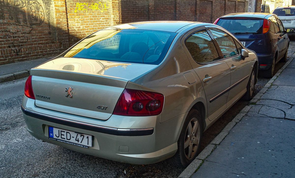 Rückansicht: Peugeot 407. Die Aufnahme stammt vom 02.2021.