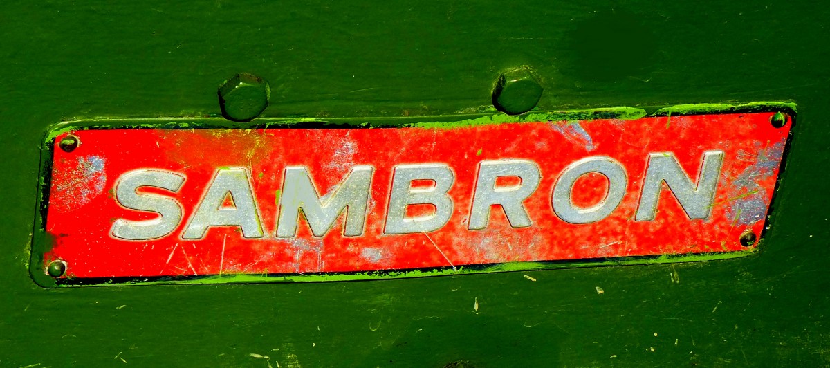 SAMBRON S.A., Schriftzug an einem Oldtimer-Kleintransporter der franzsischen Firma, Dez.2015 