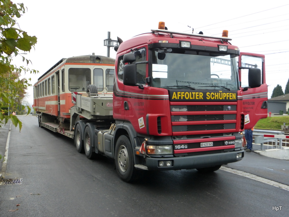 Scania 164G V480 Schwertransporter mit Last für in den Abbruch in Täuffelen am 06.11.2014