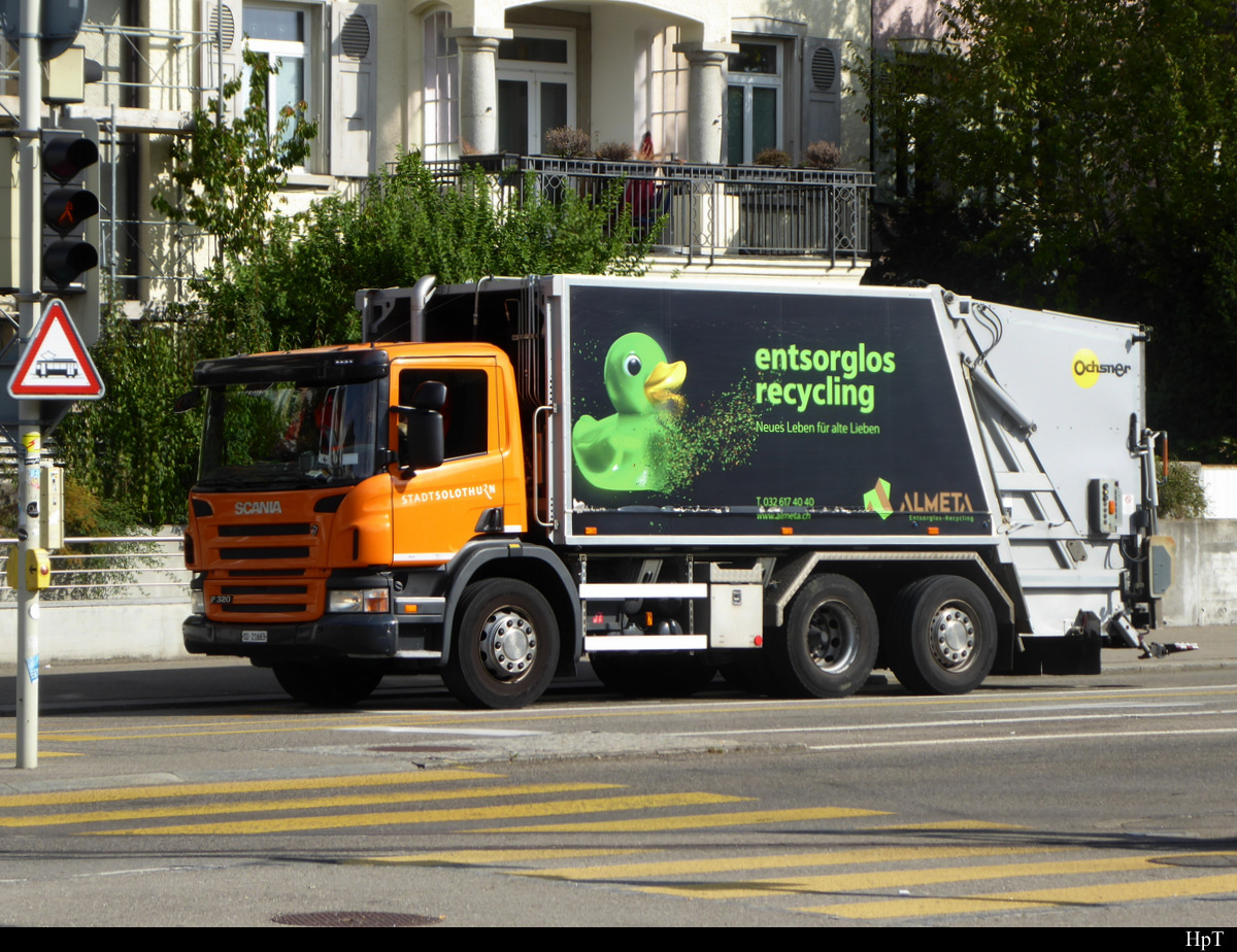 Scania P320 Müllwagen unterwegs in der Stadt Solothurn am 22.09.2020