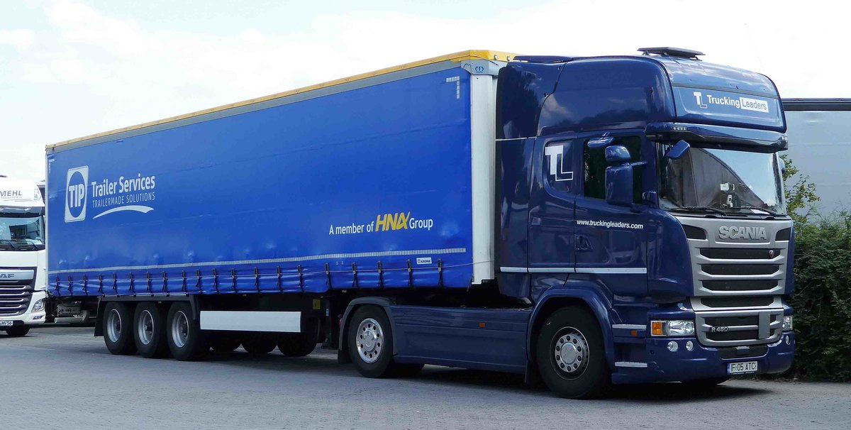 =Scania R 450-Sattelzug von  truckingleaders  rastet im Juni 2018 an der A 7