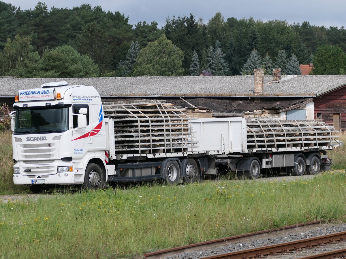 Scania R410 Hängerzug in Wesenberg am 11.09.2021
