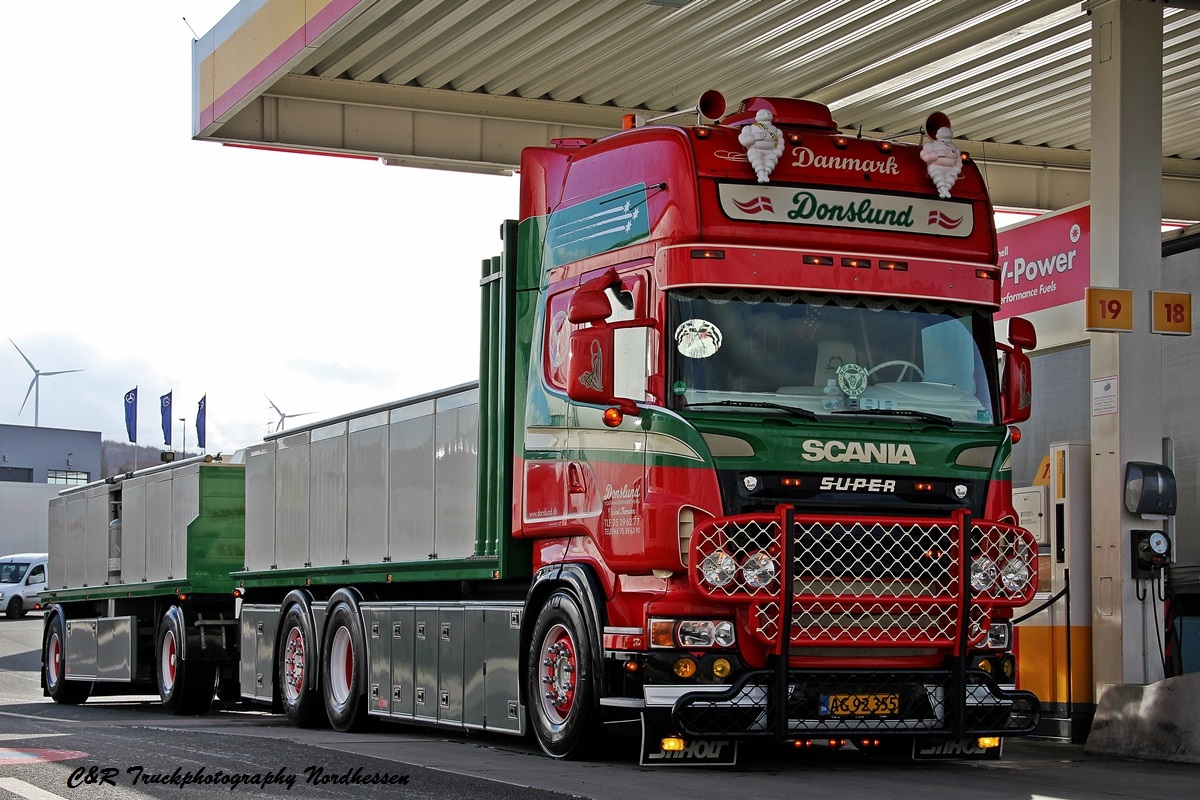 Scania R560 V8 Topline zum Transport von Lebend-Fisch. Kassel 14.02.2014
